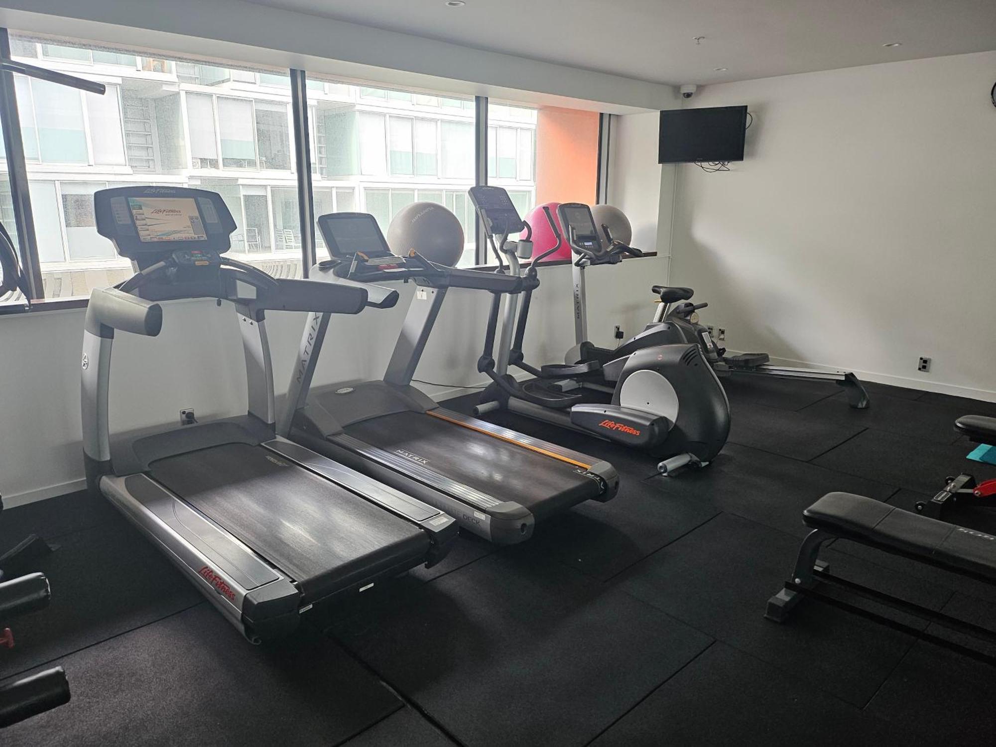 Pavilions Marina Apartment 102 - Wynyard Quarter Viaduct Harbour Оукланд Стая снимка
